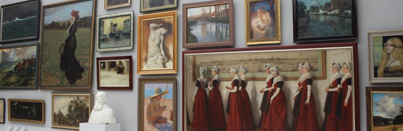 Home hanging paintings