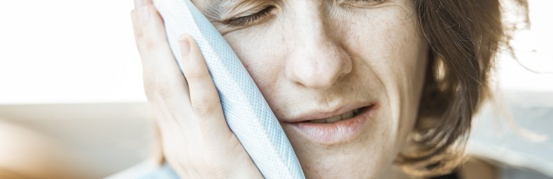 智齿肿痛 Wisdom tooth pain