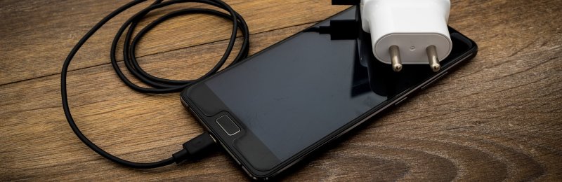 充电器 charger