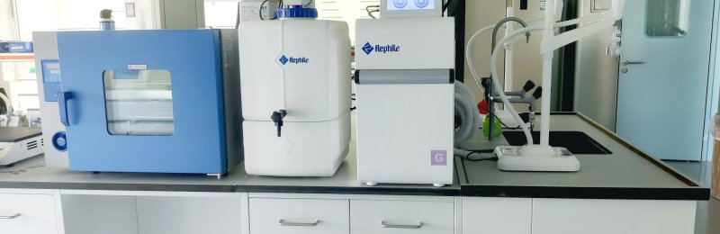 饮水机 Water dispenser