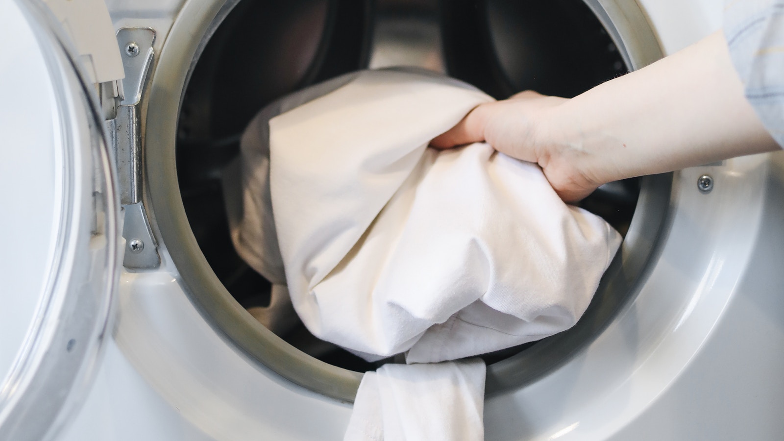 洗烘一体机 Washing and drying all-in-one machine
