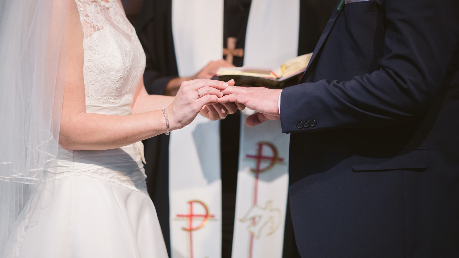 婚姻 marriage