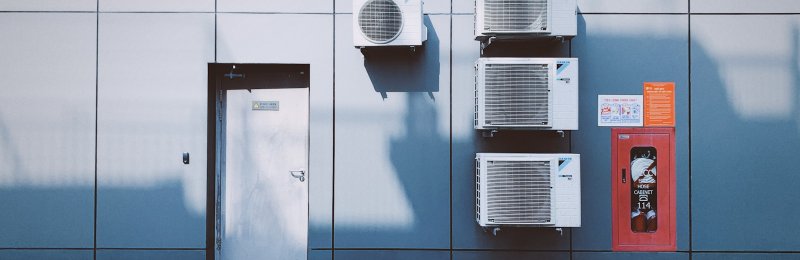 空调 air conditioner