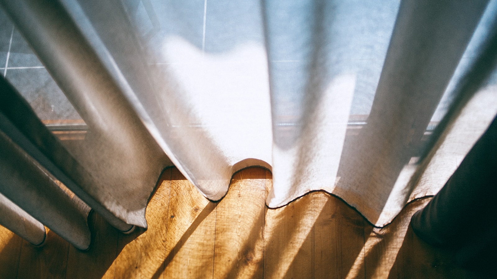 电动窗帘 Electric curtains