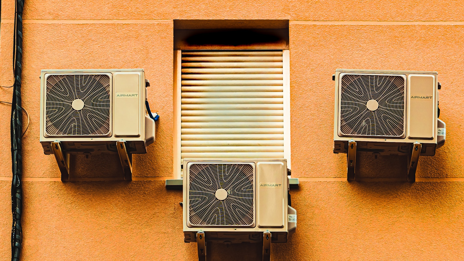 空调 air conditioner