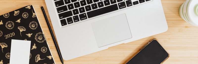 苹果笔记本电脑 Apple Laptop