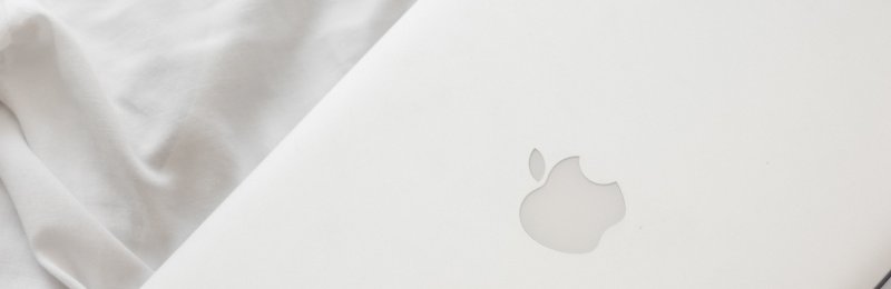 苹果笔记本电脑 Apple Laptop